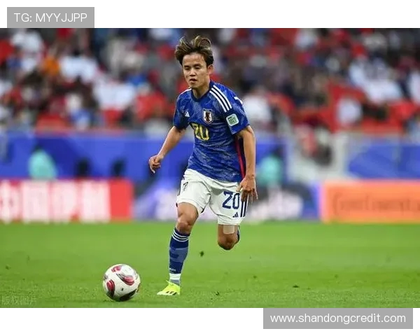 久保建英在赛季中的精彩表现引发球迷热议未来发展潜力无限